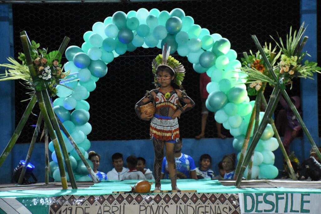 Concurso Miss e Mister Indígena em Tacuru