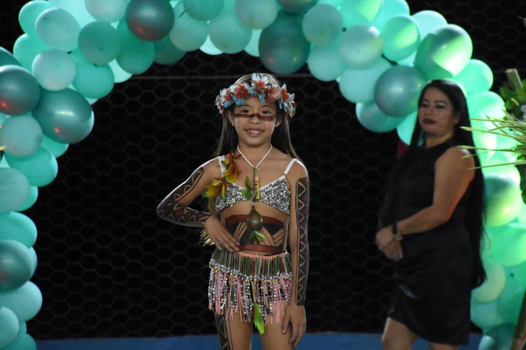 Concurso Miss e Mister Indígena em Tacuru