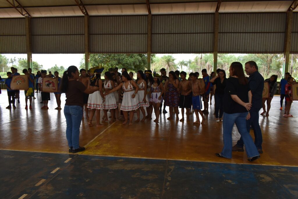 Educação deu início à Semana dos Povos Indígenas em Paranhos