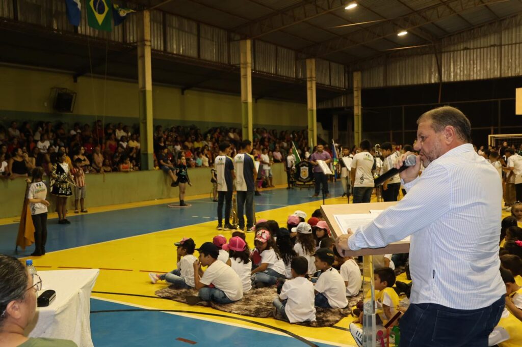 Secretaria de Educação de Paranhos promoveu evento em comemoração ao Dia das Mães